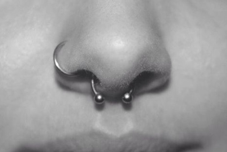 Piercing en la nariz